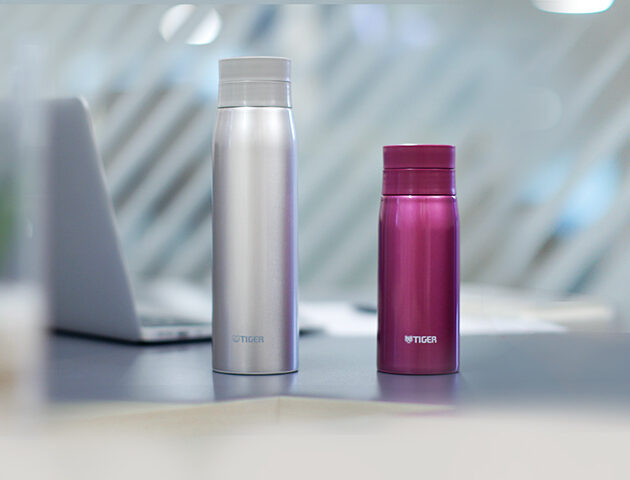 Tiger Mmz-K050-Xm Thermos Matte Stainless Vacuum Insulated Bottle 500m
