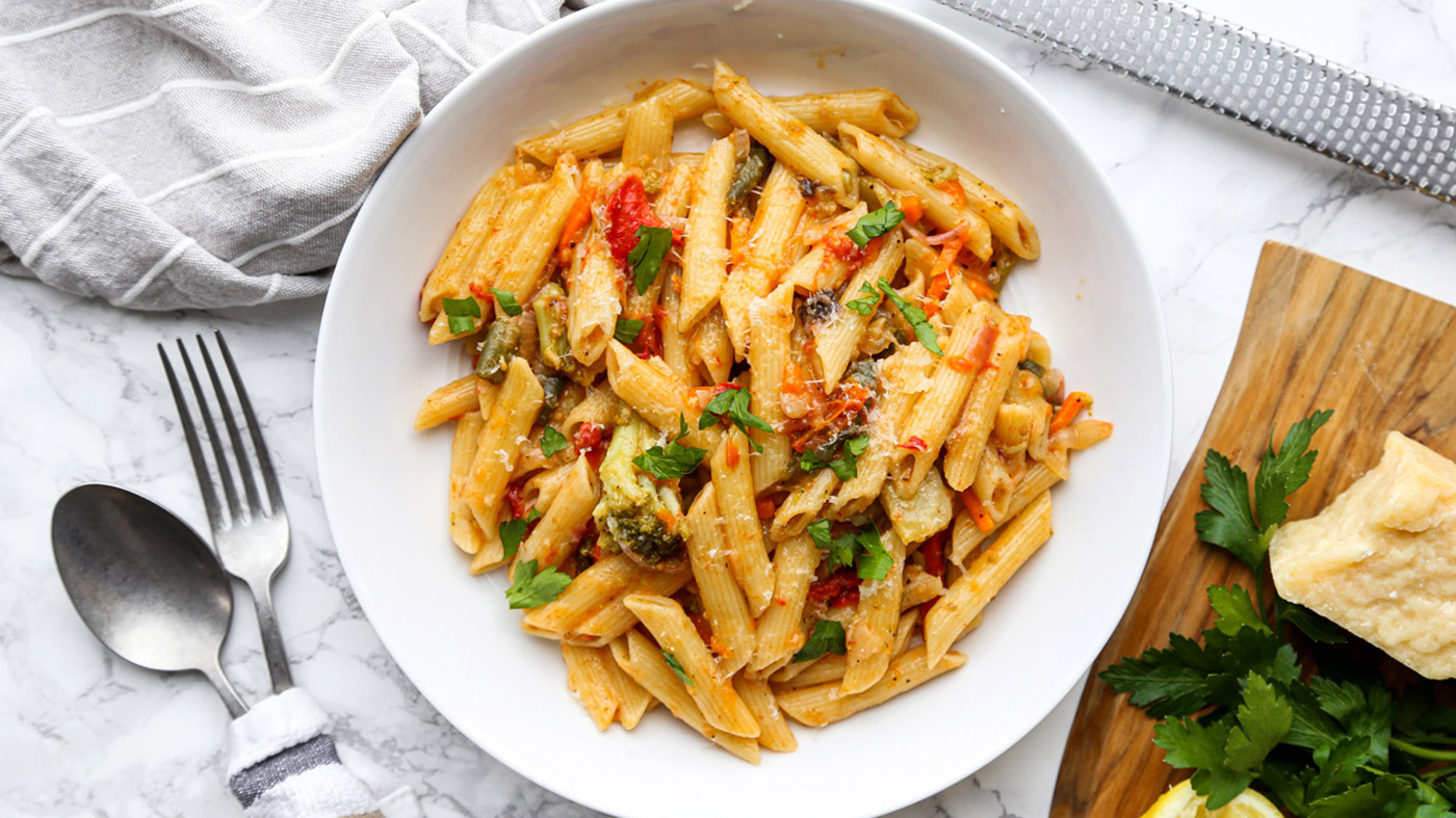 How to Make Simple Pasta Primavera Using a Thermos 